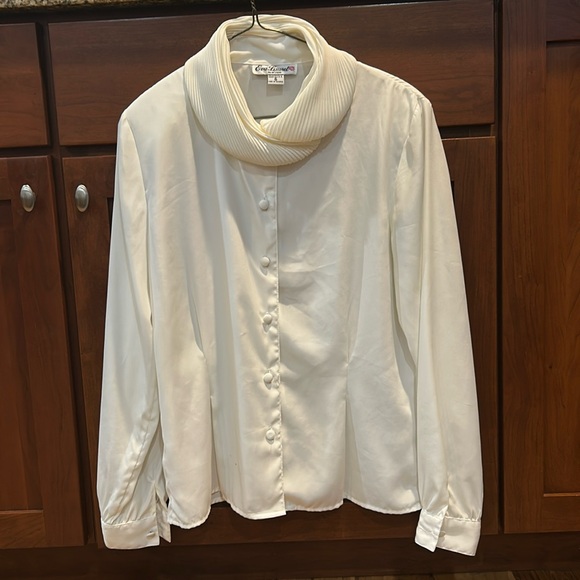 Unique Vintage Eva Laurel Crème Blouse with Elegant Cowl Neckline. Poly. Size 6 - Picture 1 of 7